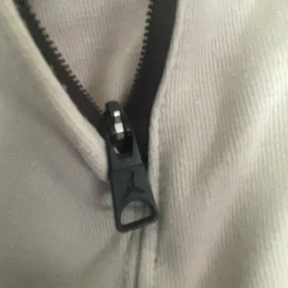 Jordan Brand Men's Beige Jogger Pants - Picture 6 of 11